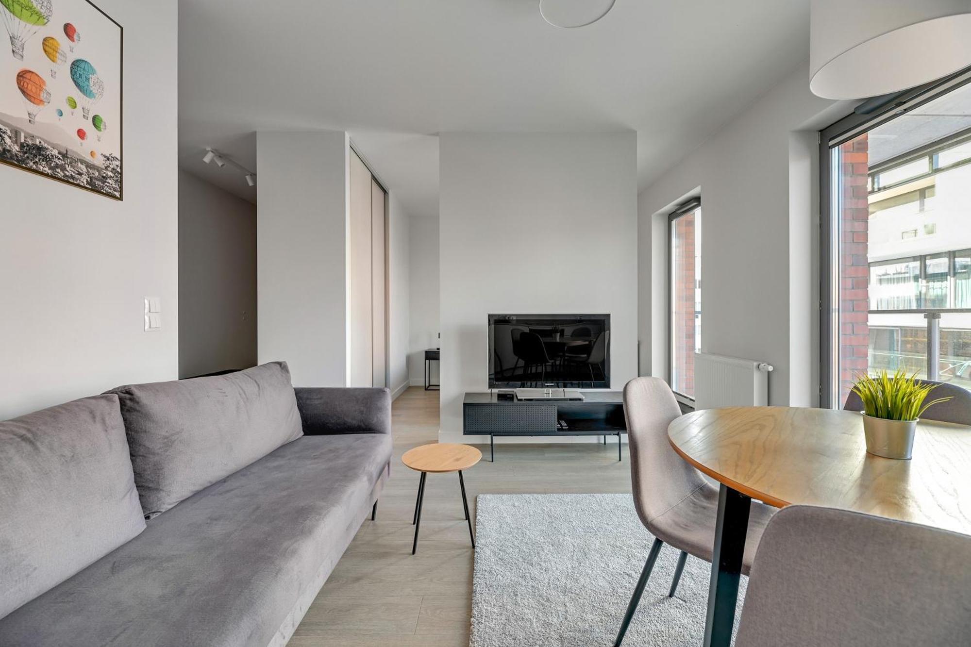 Scala 60Ca City Center Apartments & Studio By Lion Apartments Гданск Екстериор снимка