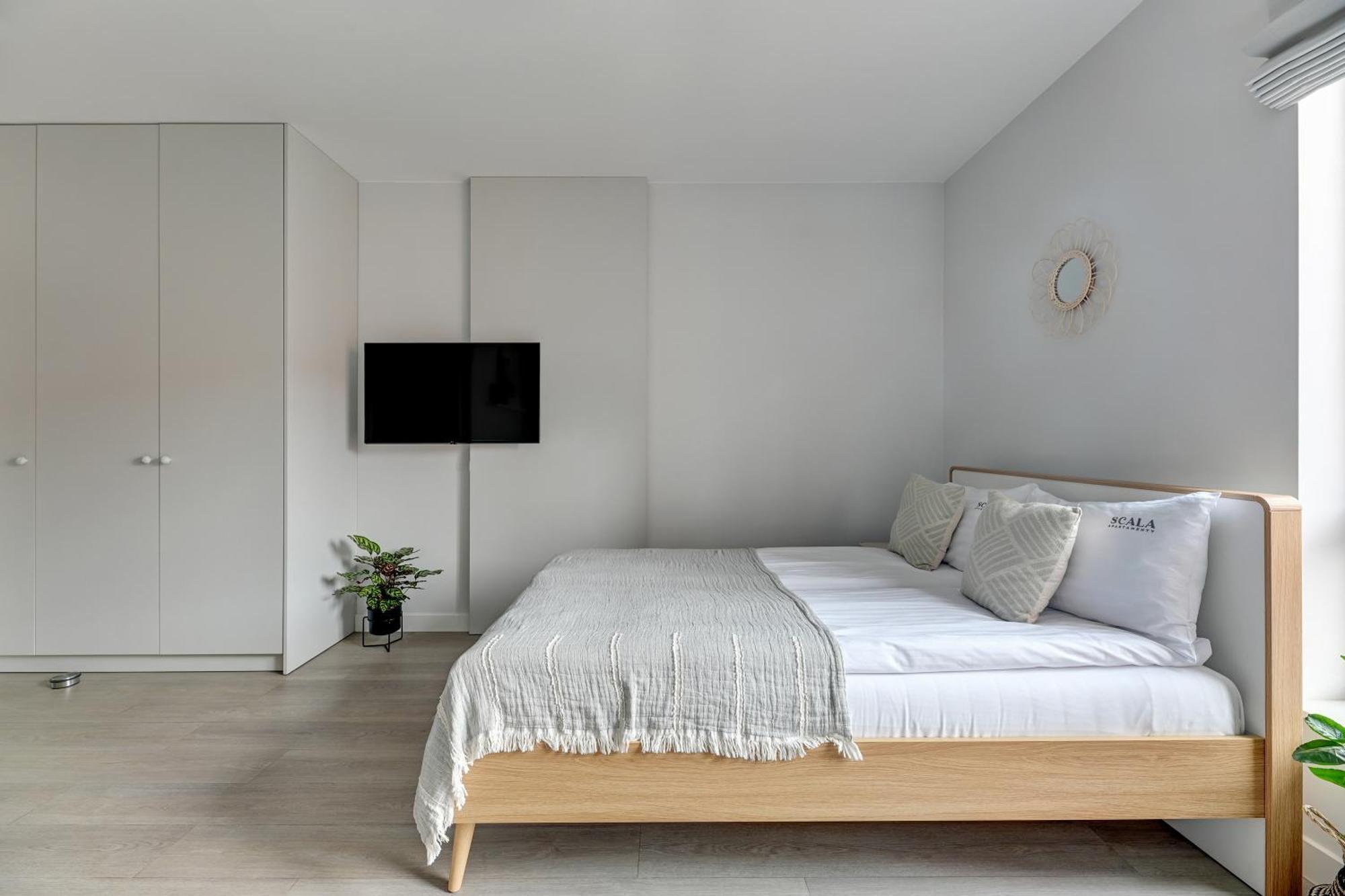 Scala 60Ca City Center Apartments & Studio By Lion Apartments Гданск Екстериор снимка