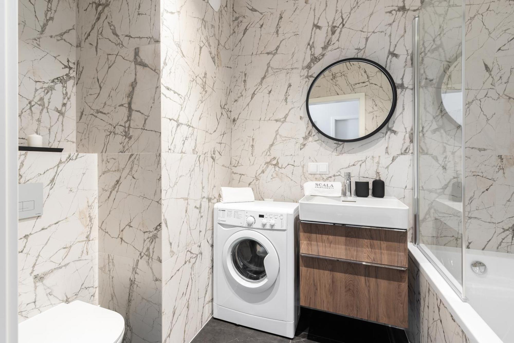 Scala 60Ca City Center Apartments & Studio By Lion Apartments Гданск Екстериор снимка